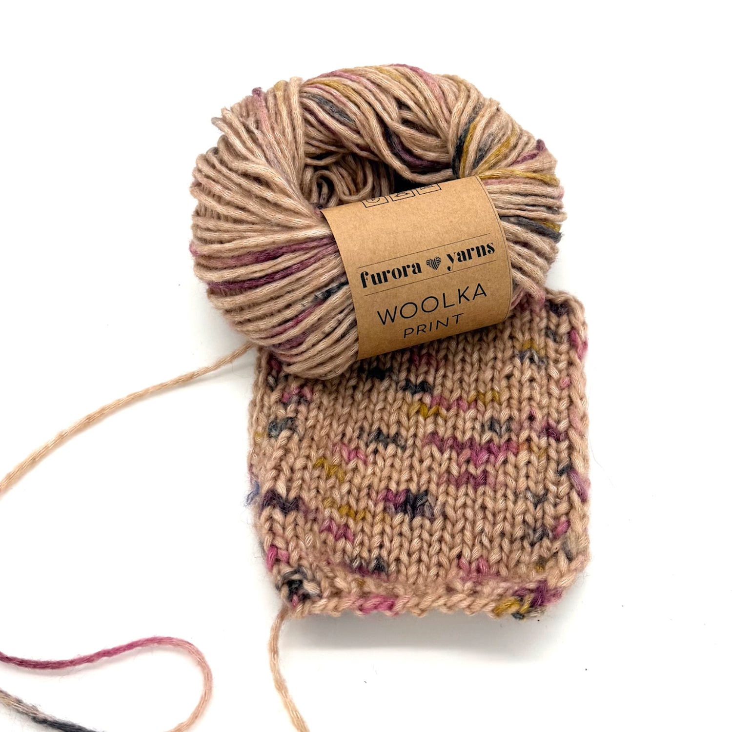 WEŁNA WOOLKA PRINT ciemny beż 50g