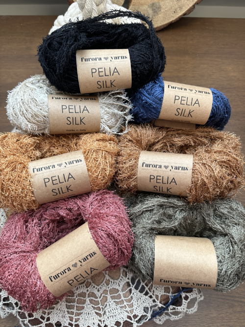 Włóczka wełna jedwab PELIA SILK czarny 50g