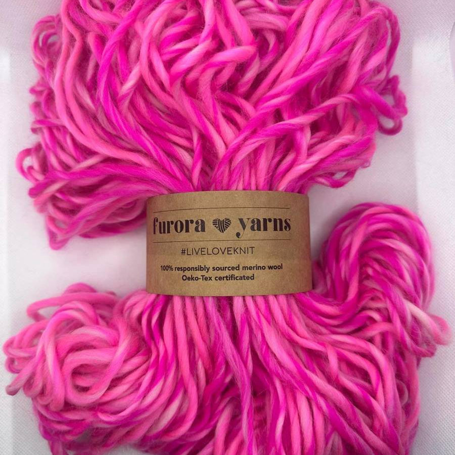 pol_pm_Welna-MERINO-100-BARBIE-GIRL-100g-208_1.jpg