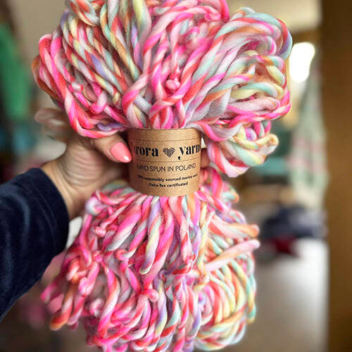 pol_pm_Welna-MERINO-100-HELLO-SPRING-100g-777_2.jpg