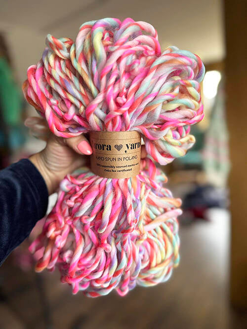 Wełna merino 100% HELLO SPRING 100g
