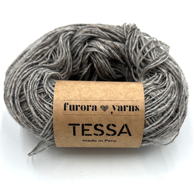tessa-jasnyszary.png